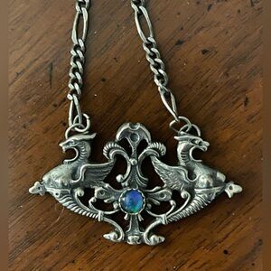 VINTAGE ART NUVEAU DOUBLE GRIFFIN GOTHIC PENDANT STERLING SILVER & OPAL NECKLACE